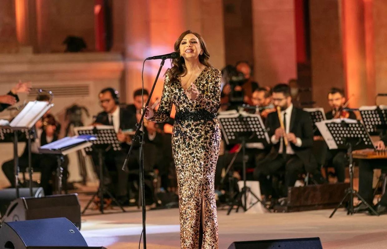 Angham at Katara Amphitheatre in Doha - Image 10